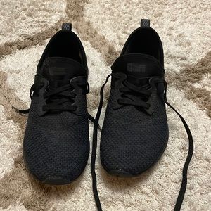 New Balance fuelcore nergize. Size US 6